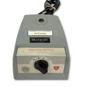43-ts-67 American Optical Company Model 651 Voltage Selector