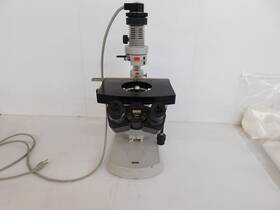 471281-0000 Carl Zeiss 471281-0000/13 Microscope With W10x Eyepieces And 25 10 2.5 Objective Ihb97
