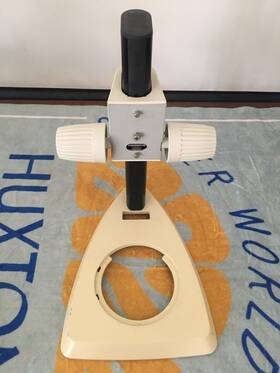 10447422 Leica 10446340 Focusing Stand Working For Parts Requires Mount -