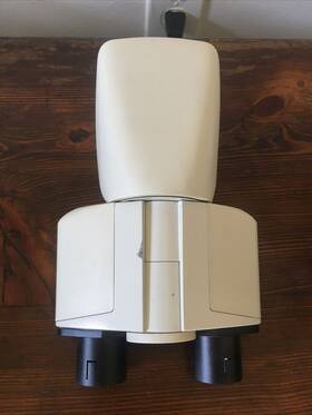 501055 Leica Microscope Binocular Head 1x Needs Aligning