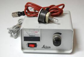 Z050-262 Leica Power Supply For Microscope Light Source With Cord Socket And Bulb