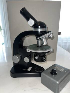 746352 Leitz Wetzlar Microscope Germany Model