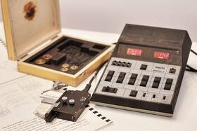 4836 Swift-prior James - Uk Point Count Microscope Stage And Control Unit Rare