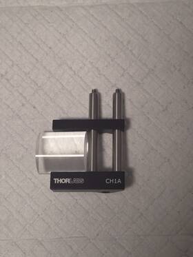 Ch1a Thorlabs Fixed Cylindrical Lens Mount With An Unkown Ch1a Thorlabs Fixed Cylindrical Lens Mount With An Unkown