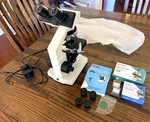 Omax Binocular Compound Microscope Led 40X-2000X Double Layer M82ES. Fixed Price $140.00.