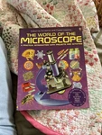 The World Of Microscope Usborne Science And Experiments Paperback Book 1989. Fixed Price $6.00.