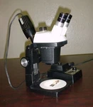 Bausch & Lomb Zoom 4 Microscope On "a" Stand With Nicholas Illuminator. Fixed Price $700.00.