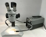 Wild M3B Stereo Microscope W/ Dynalite 150 Fiber Optic Light Source & 4-MO Wrnty. Fixed Price $2249.00.