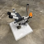 Zeiss 47 50 52-9901 Stereo Microscope With Pl 10X 46 40 02 Lens Parts. Fixed Price $450.00.
