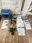 Olympus Deluxe Digital Imaging Kit Optical Zoom 8X Camedia C-725 Camera. Fixed Price $30.92.