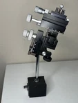 Wpi M3301L (left) 4-AXES Xyz+xfine Micromanipulator With Magnetic Base. Fixed Price $525.00.
